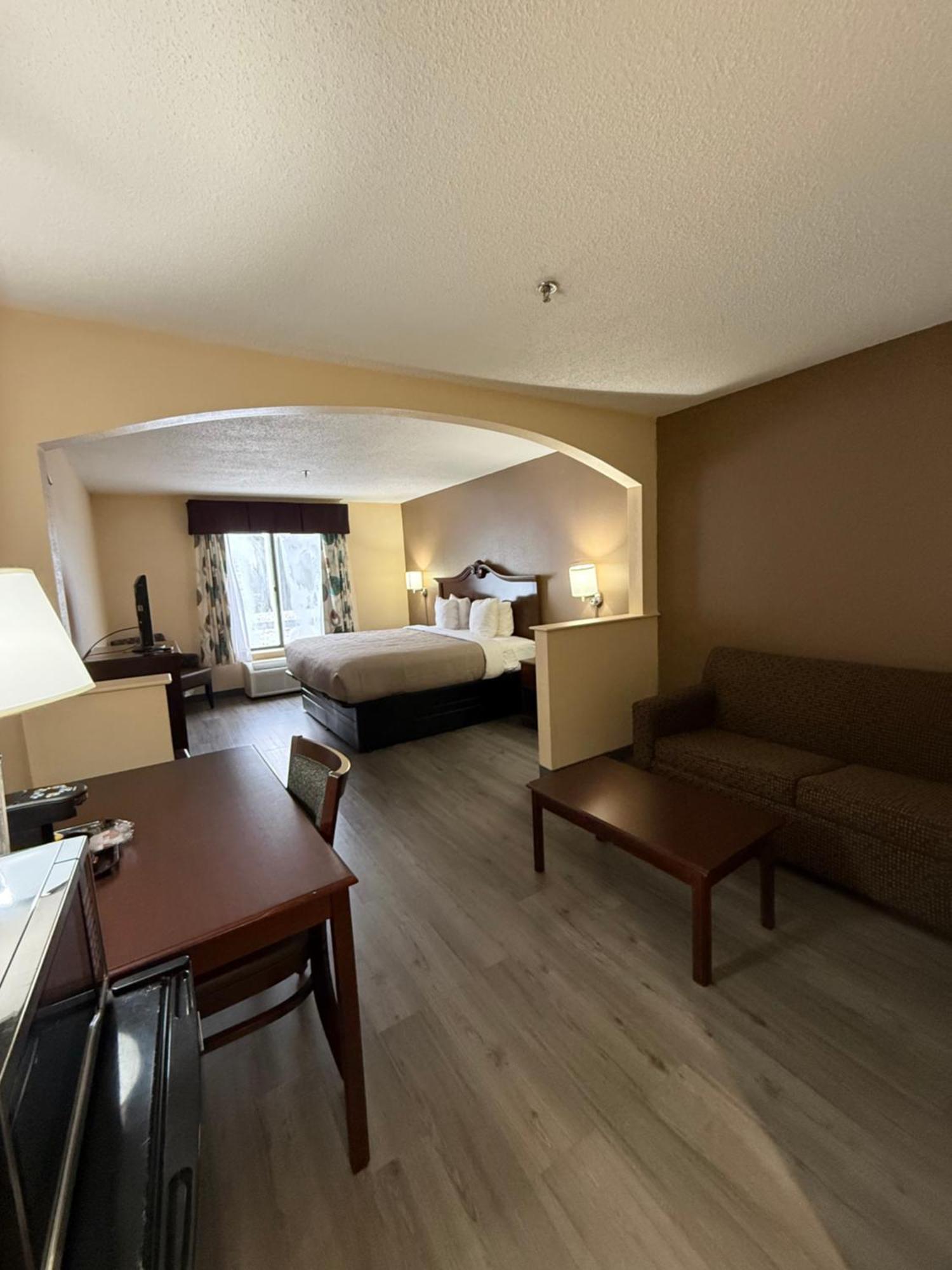Quality & Motel Exmore